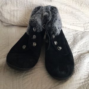 cobbie cuddler Shoes - Cobbie cuddler ankle bootie cobbie cuddler Shoes - Cobbie cuddler ankle bootie